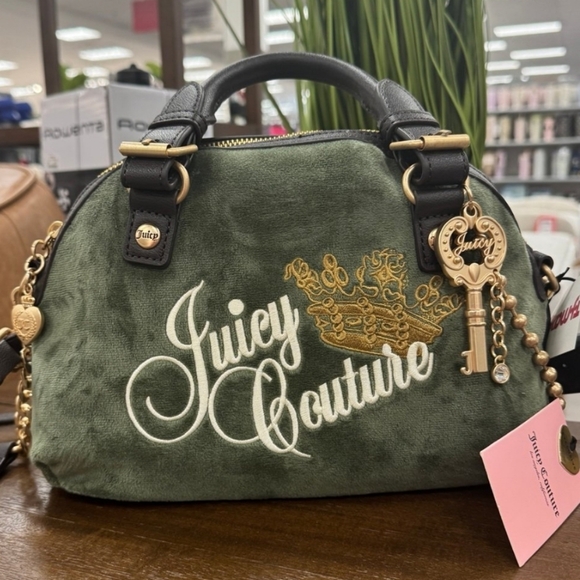 Juicy Couture Handbags - Juicy Couture Bag 🤍